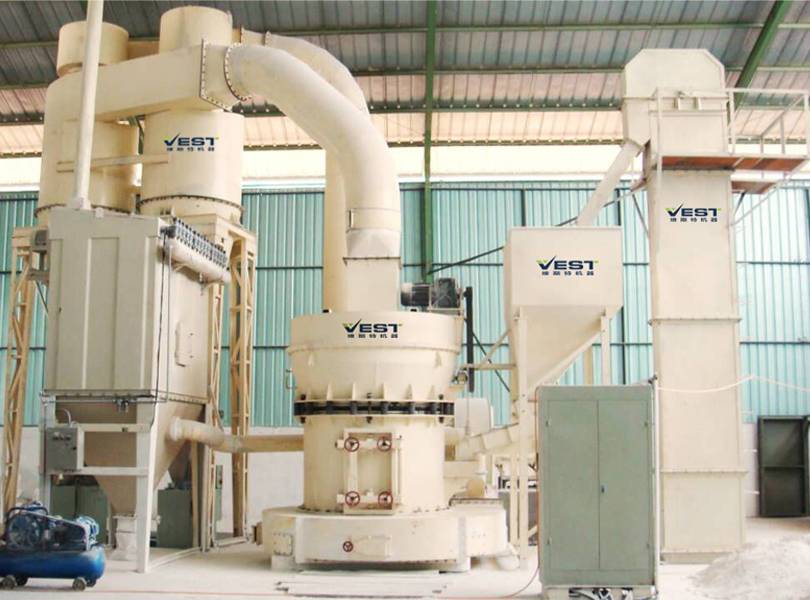 How to configure kaolinite grinding production line equipment?