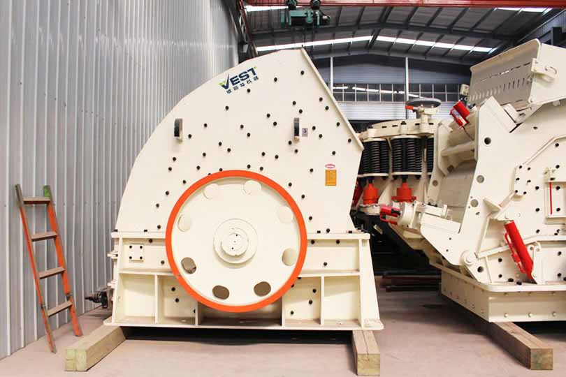 What are the advantages and disadvantages of heavy hammer crusher?