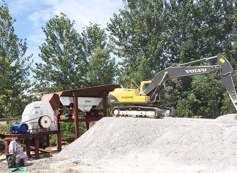 Heavy hammer crusher site